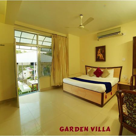 Hotel Karnavati Mount Abu Exterior photo