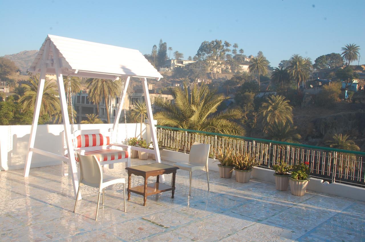 Hotel Karnavati Mount Abu Exterior photo