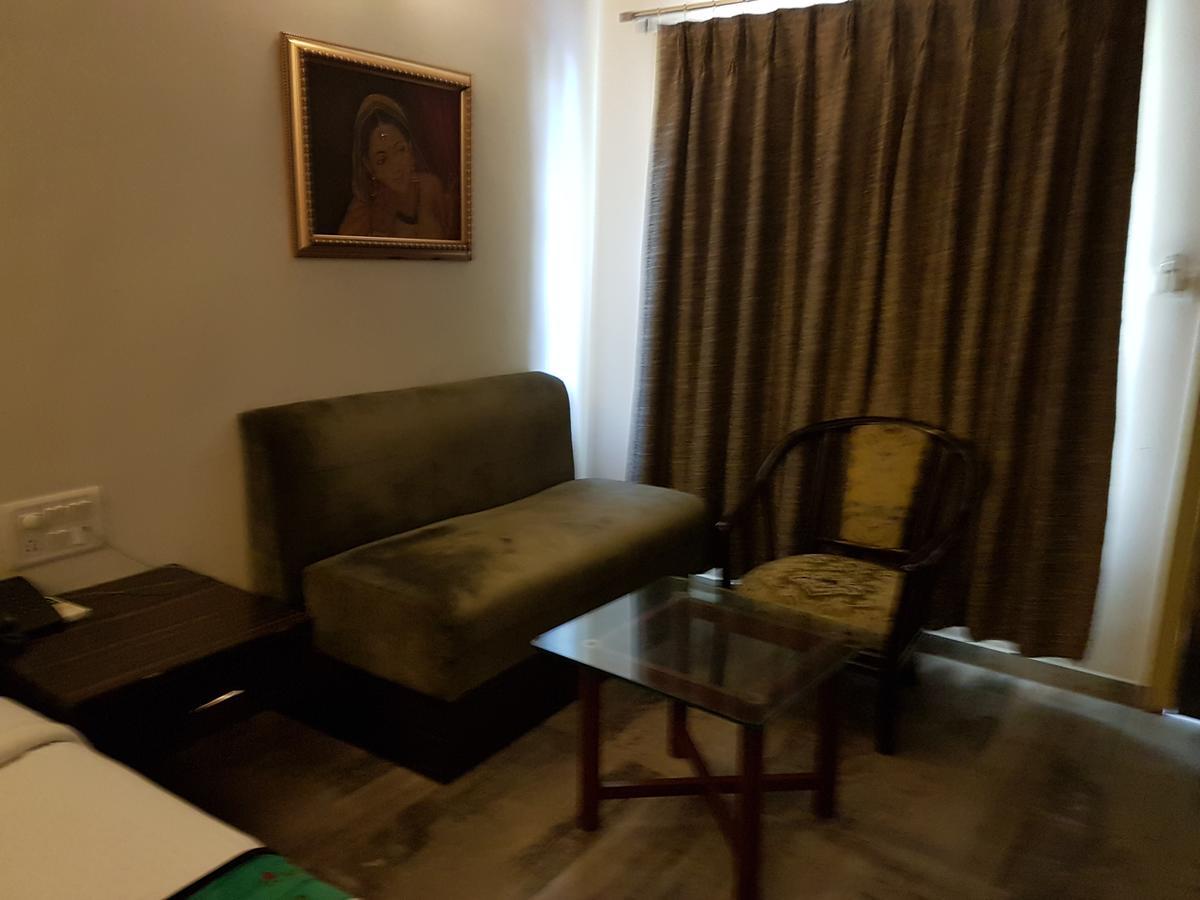 Hotel Karnavati Mount Abu Exterior photo