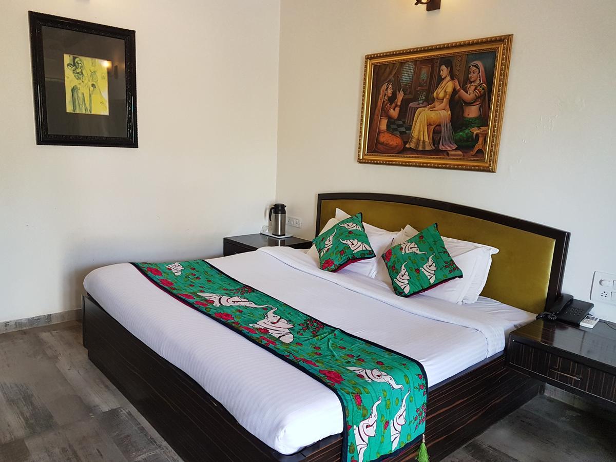 Hotel Karnavati Mount Abu Exterior photo