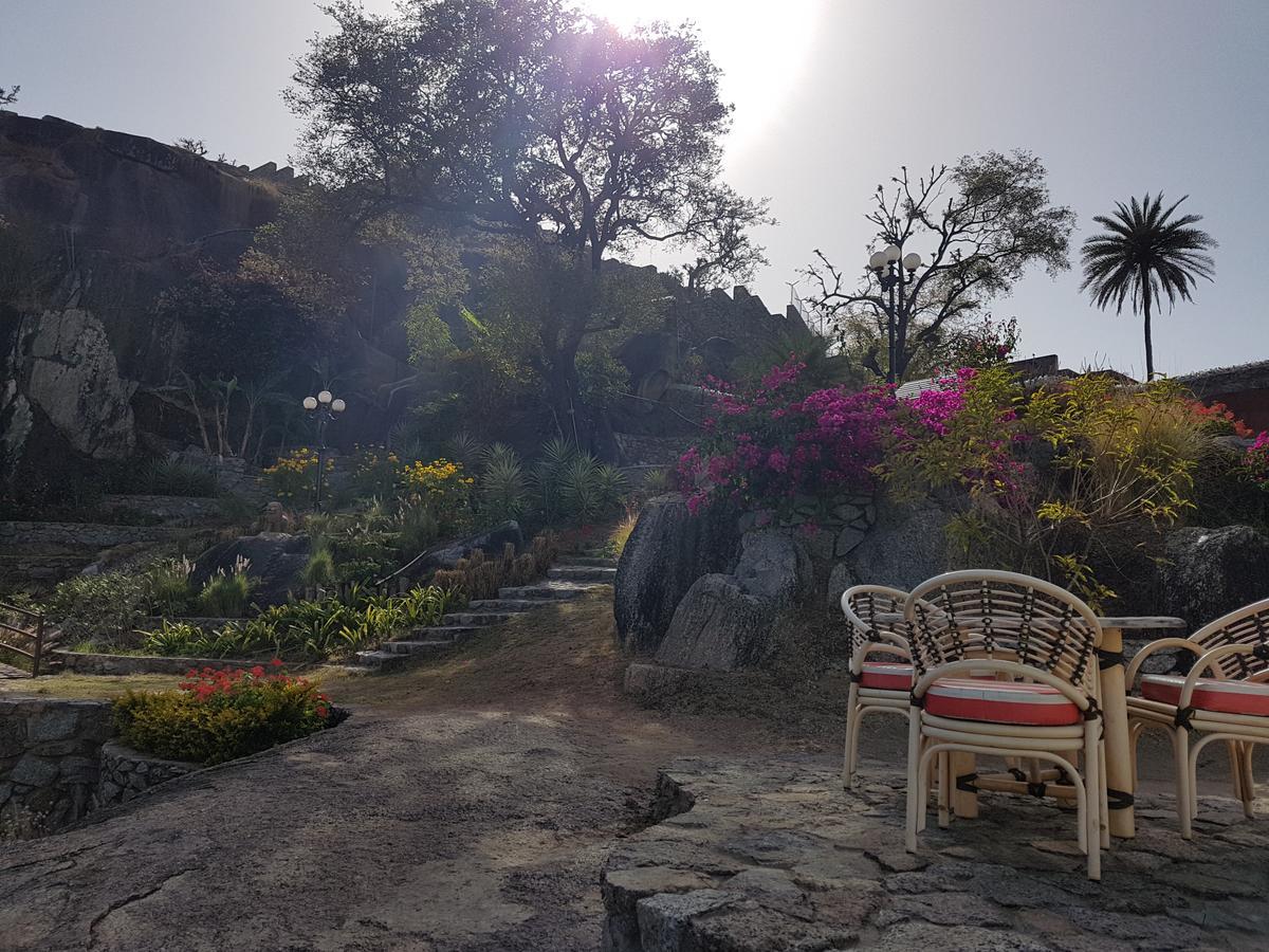 Hotel Karnavati Mount Abu Exterior photo