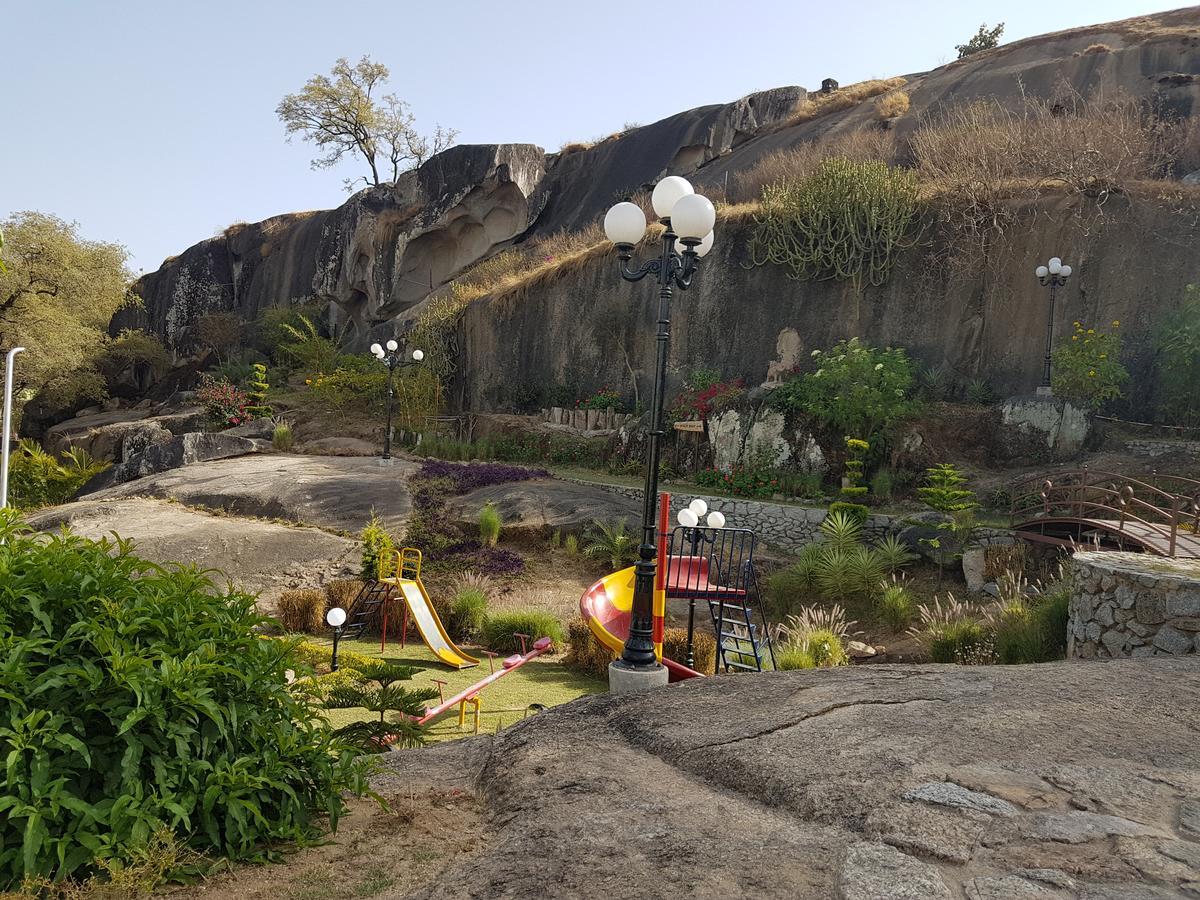 Hotel Karnavati Mount Abu Exterior photo