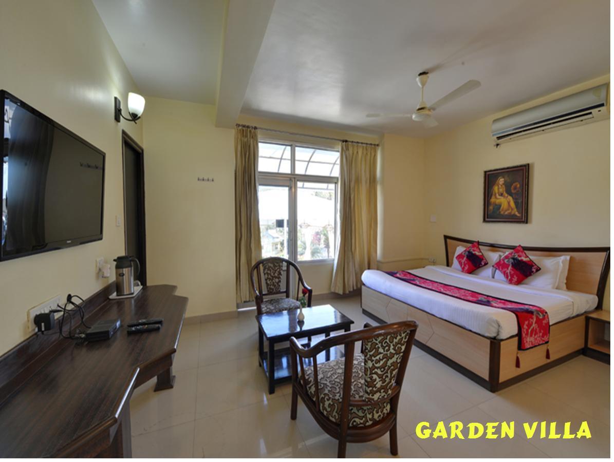 Hotel Karnavati Mount Abu Exterior photo