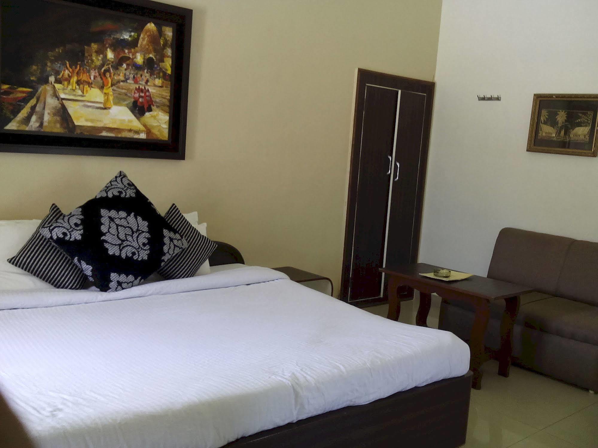 Hotel Karnavati Mount Abu Exterior photo